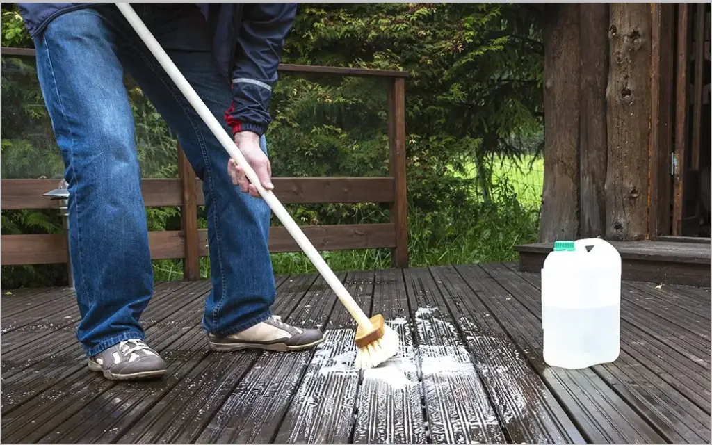 homemade deck cleaner