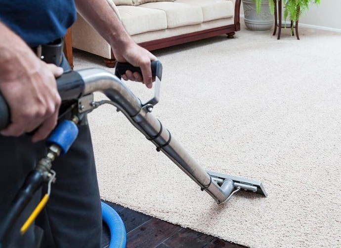 Are You Supposed to Tip a Carpet Cleaner - featured image